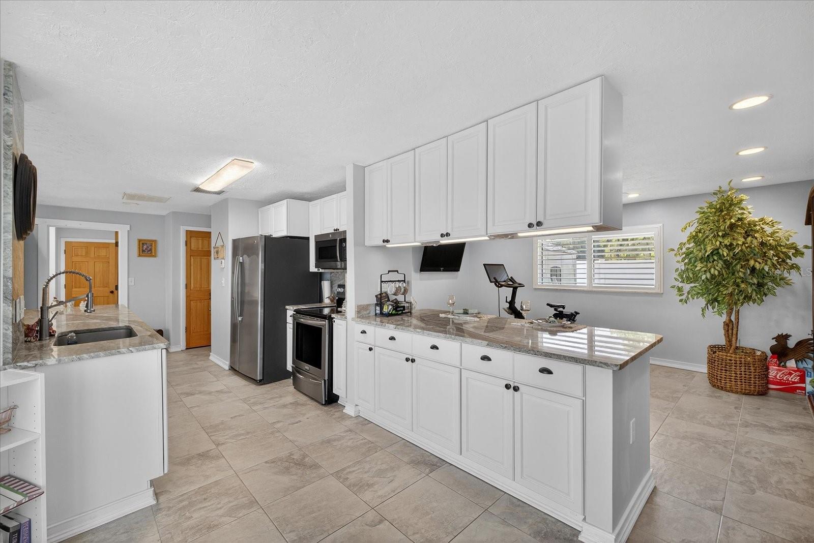 Image 15 of 64 For 853 Seacrest Drive