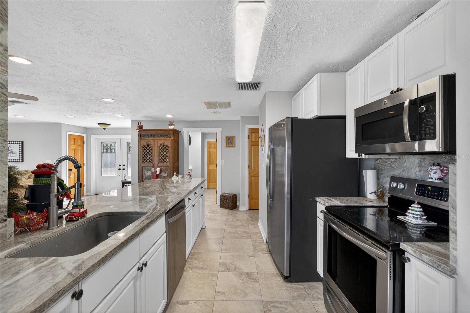 Image 17 of 64 For 853 Seacrest Drive