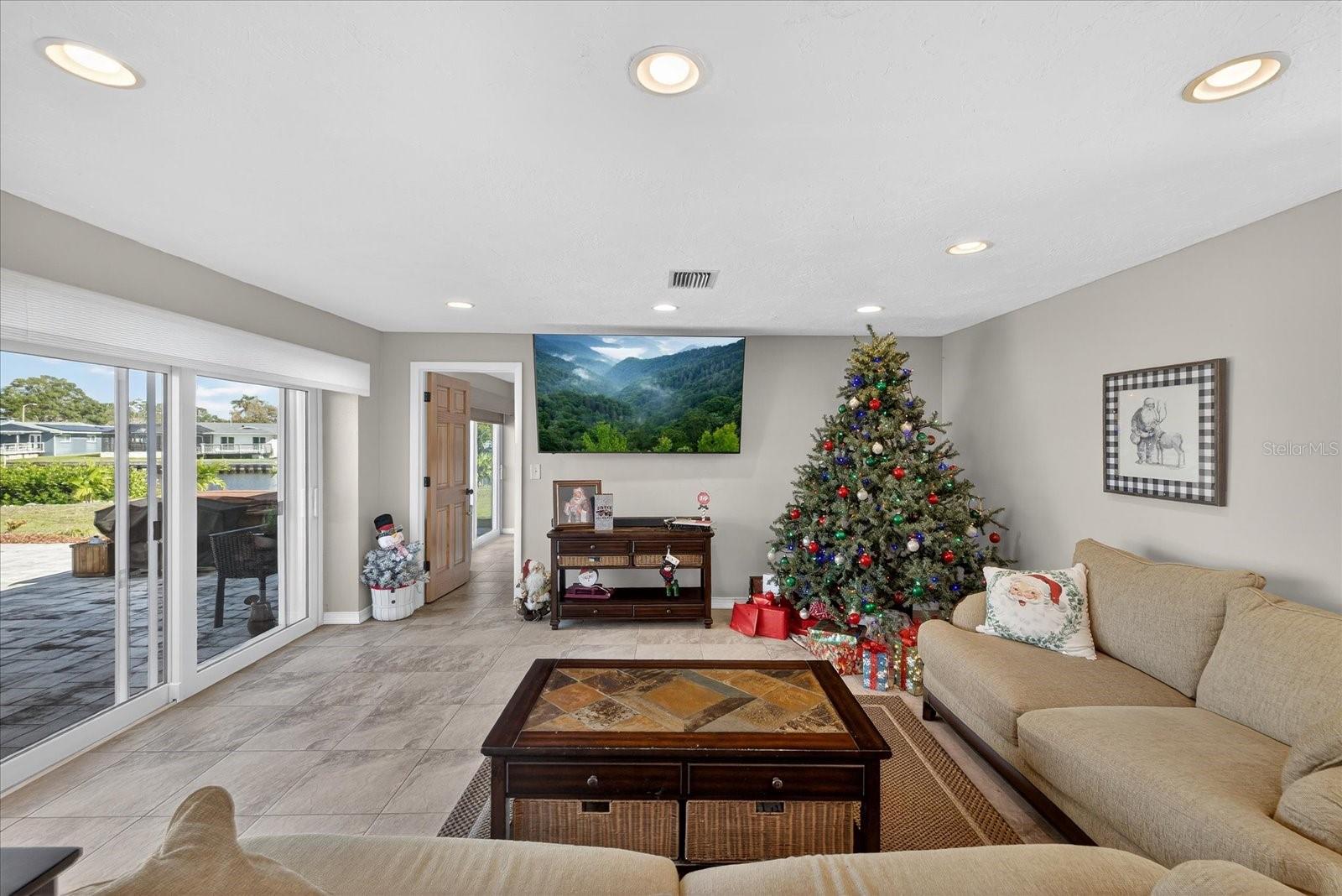 Image 3 of 64 For 853 Seacrest Drive