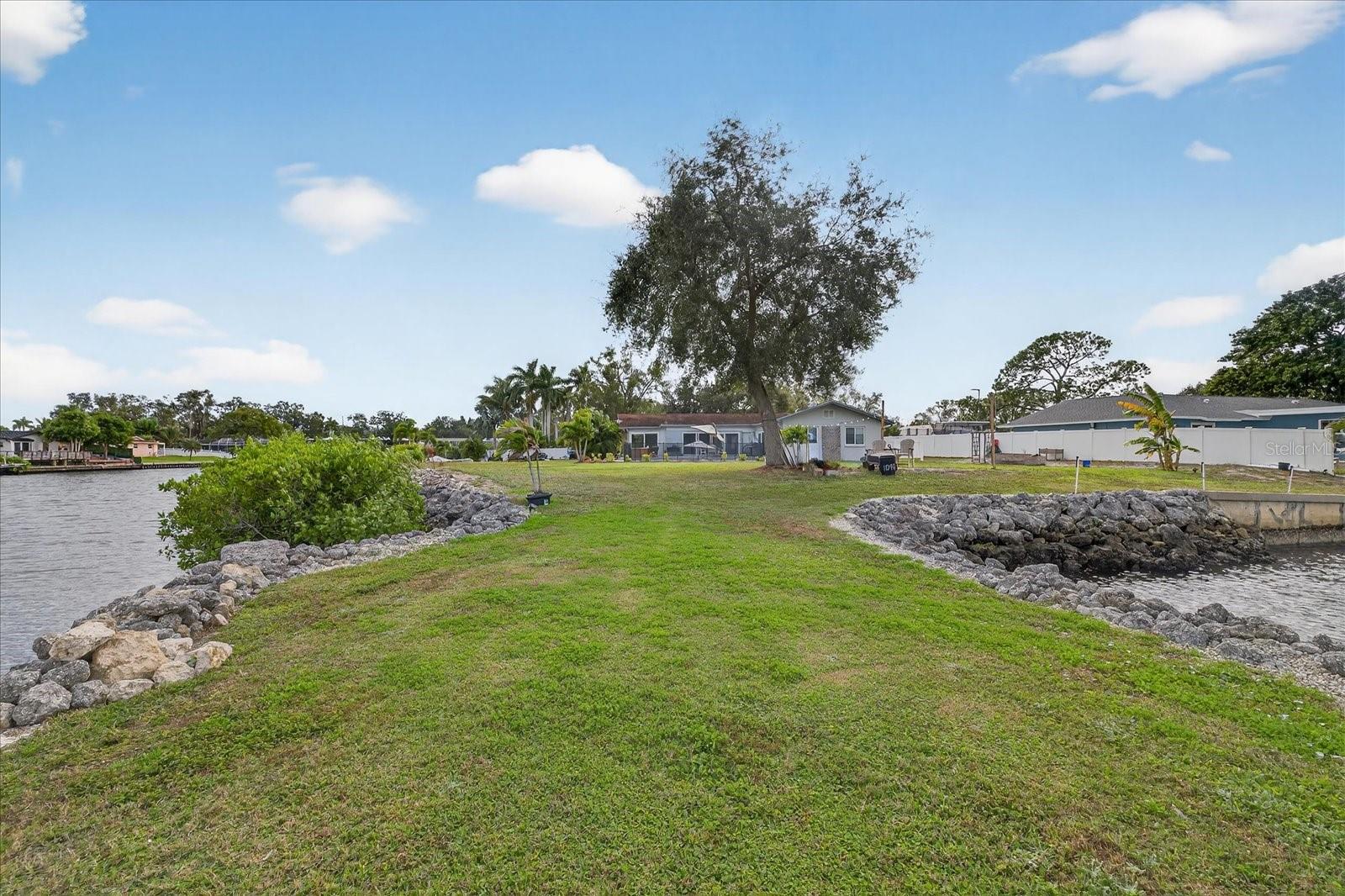 Image 43 of 64 For 853 Seacrest Drive