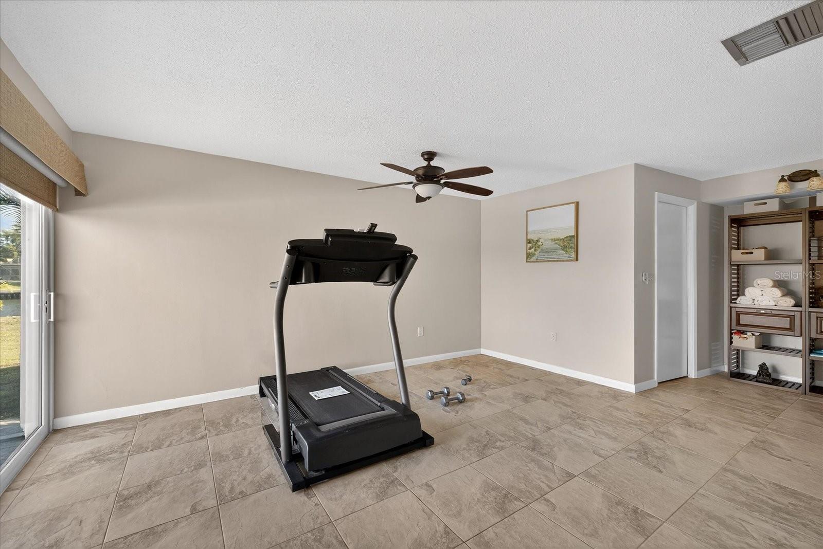 Image 5 of 64 For 853 Seacrest Drive