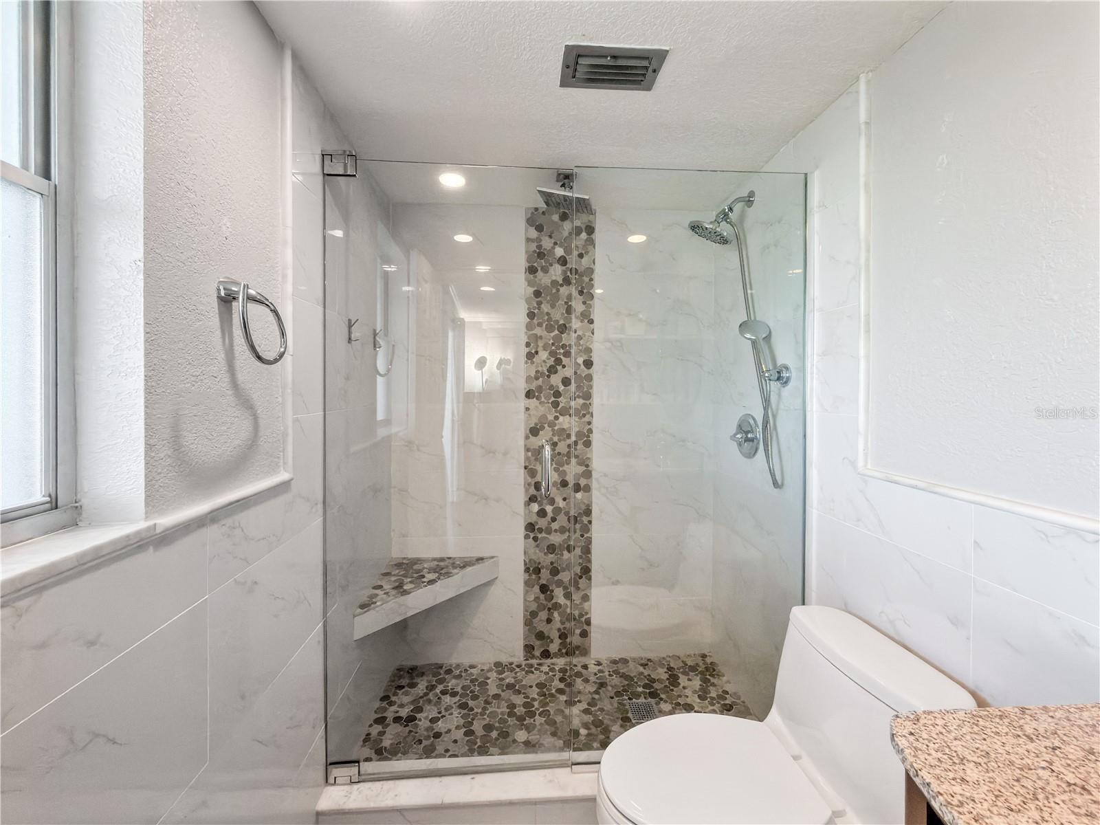 Image 23 of 35 For 8100 Dr Martin Luther King Jr Street N 202