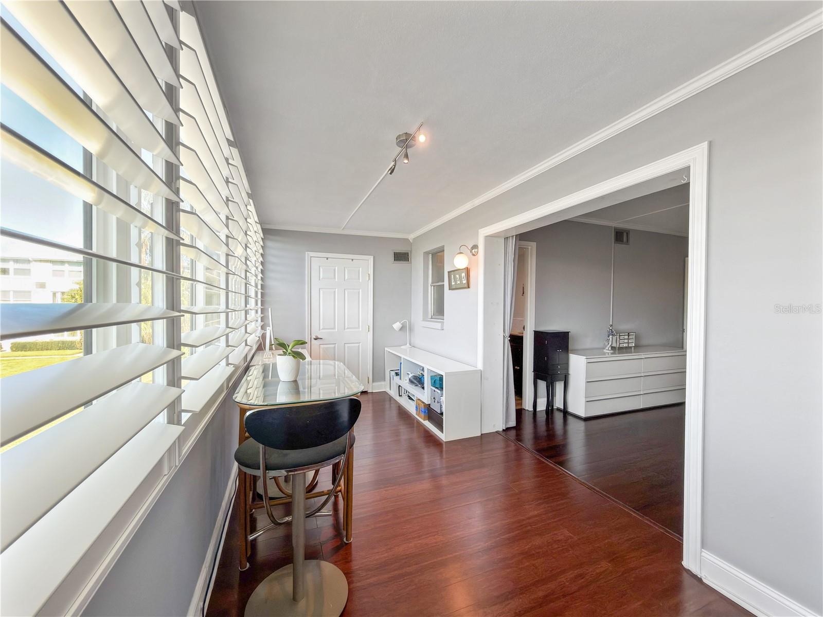 Image 28 of 35 For 8100 Dr Martin Luther King Jr Street N 202