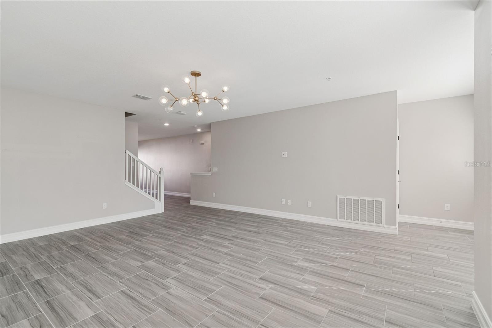 Image 20 of 70 For 4921 Paul Avenue 4