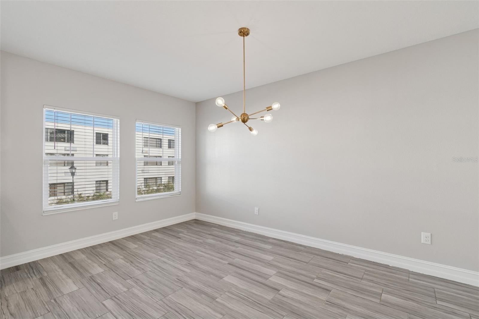 Image 25 of 70 For 4921 Paul Avenue 4