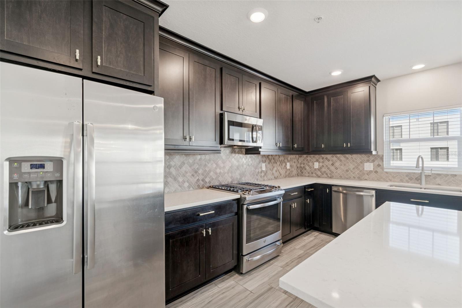 Image 31 of 70 For 4921 Paul Avenue 4