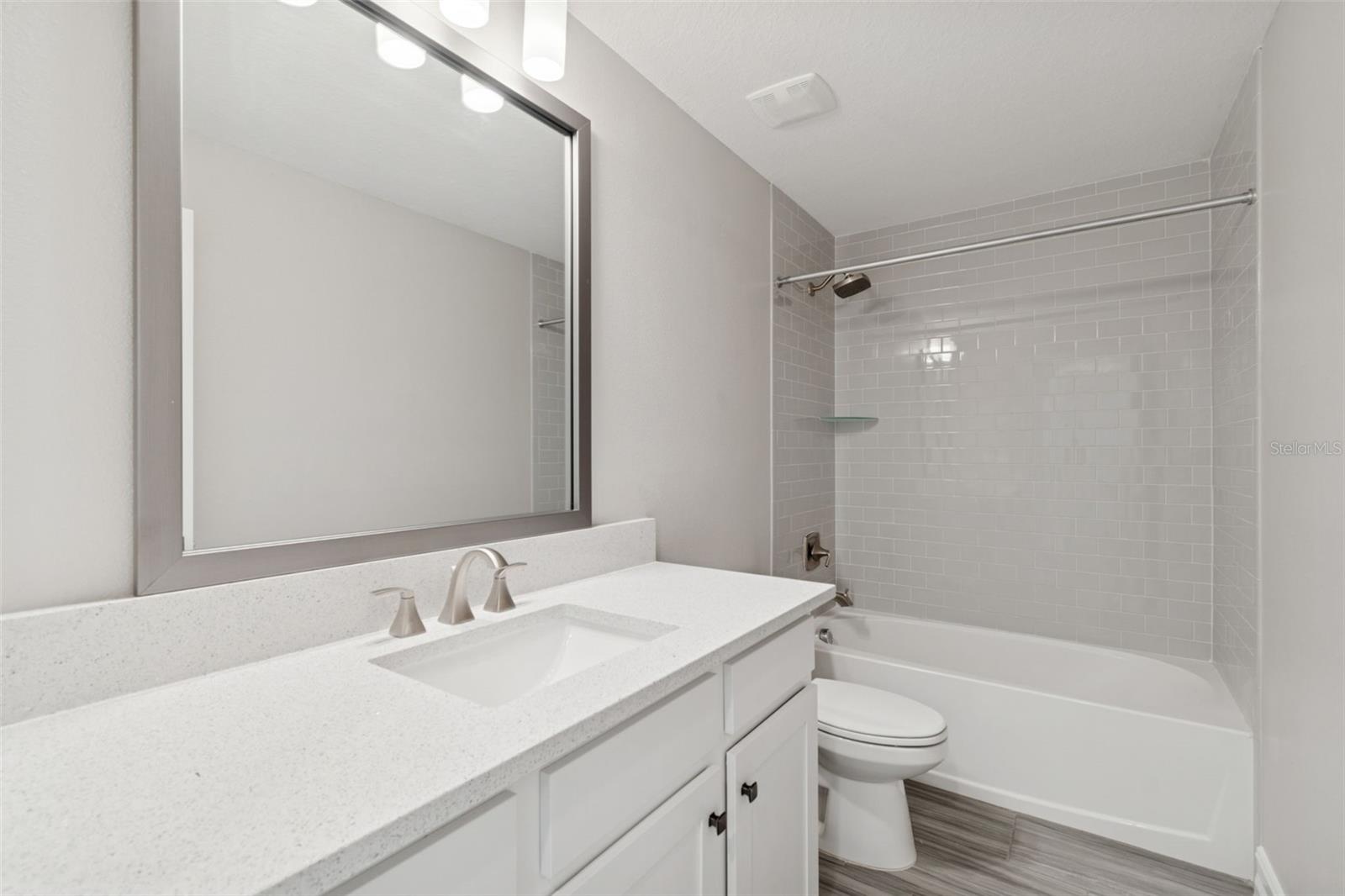 Image 49 of 70 For 4921 Paul Avenue 4