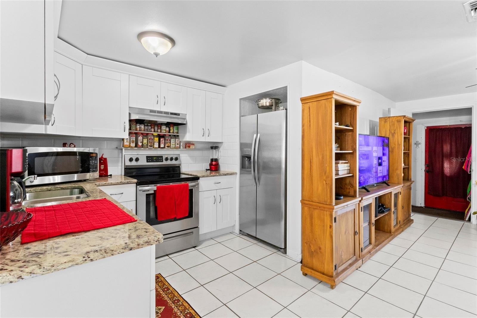 Image 15 of 28 For 10490 115th Avenue