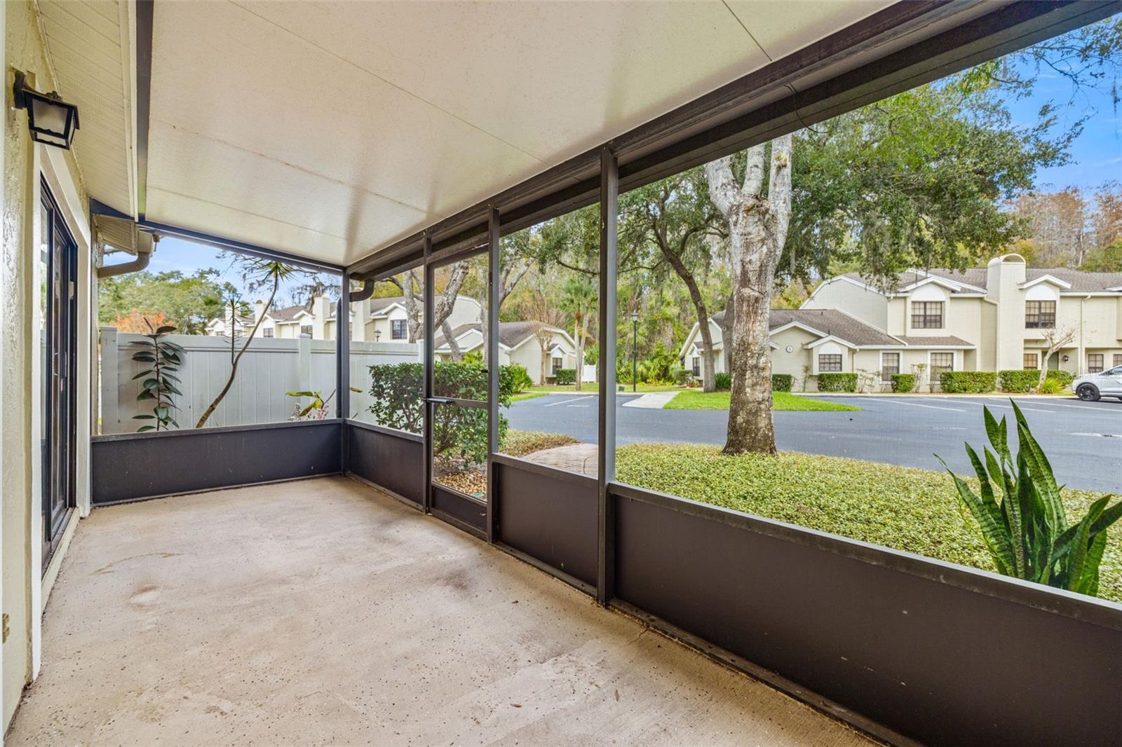 Image 19 of 27 For 5100 Burchette Road 300