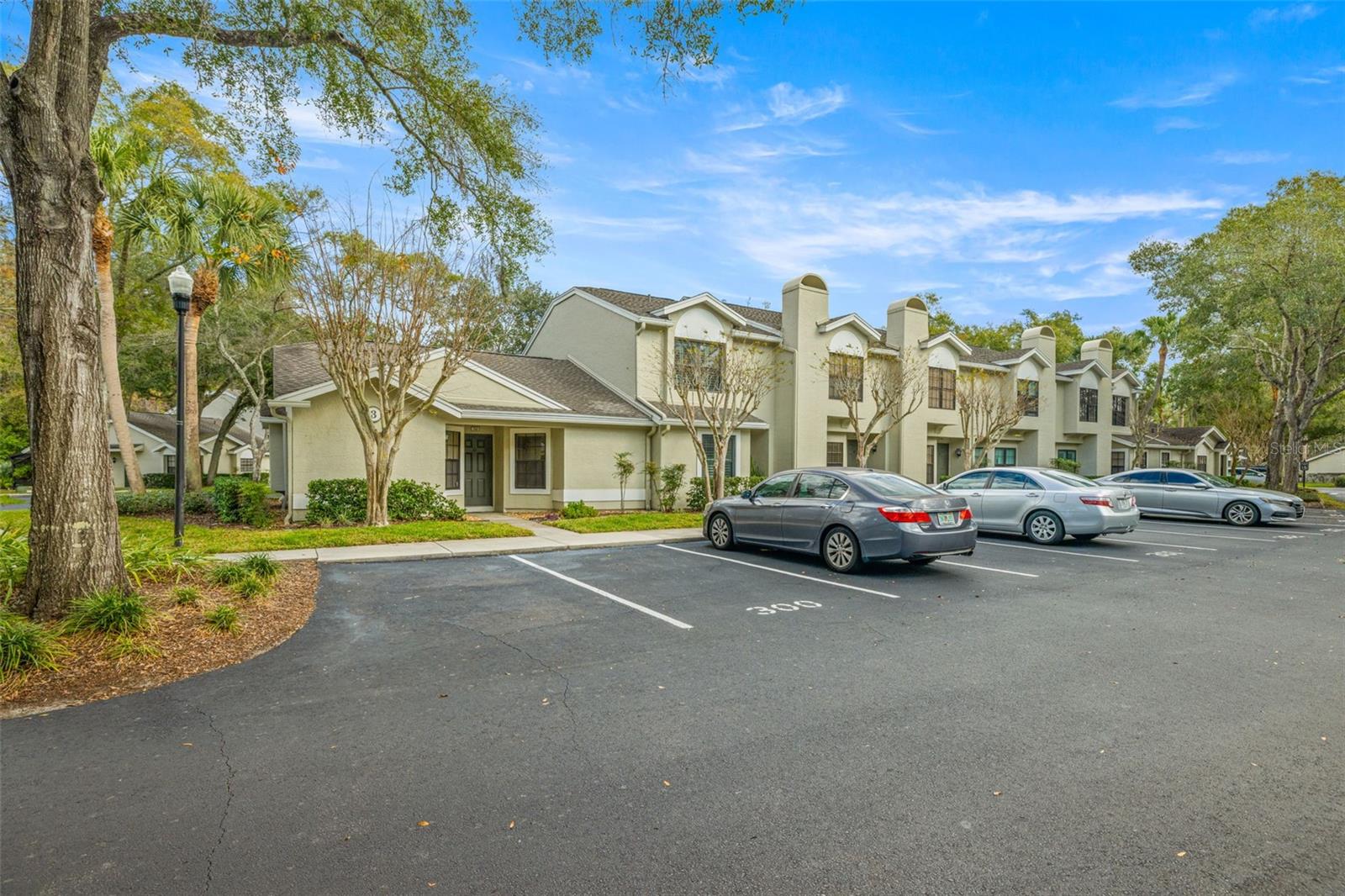 Image 22 of 27 For 5100 Burchette Road 300