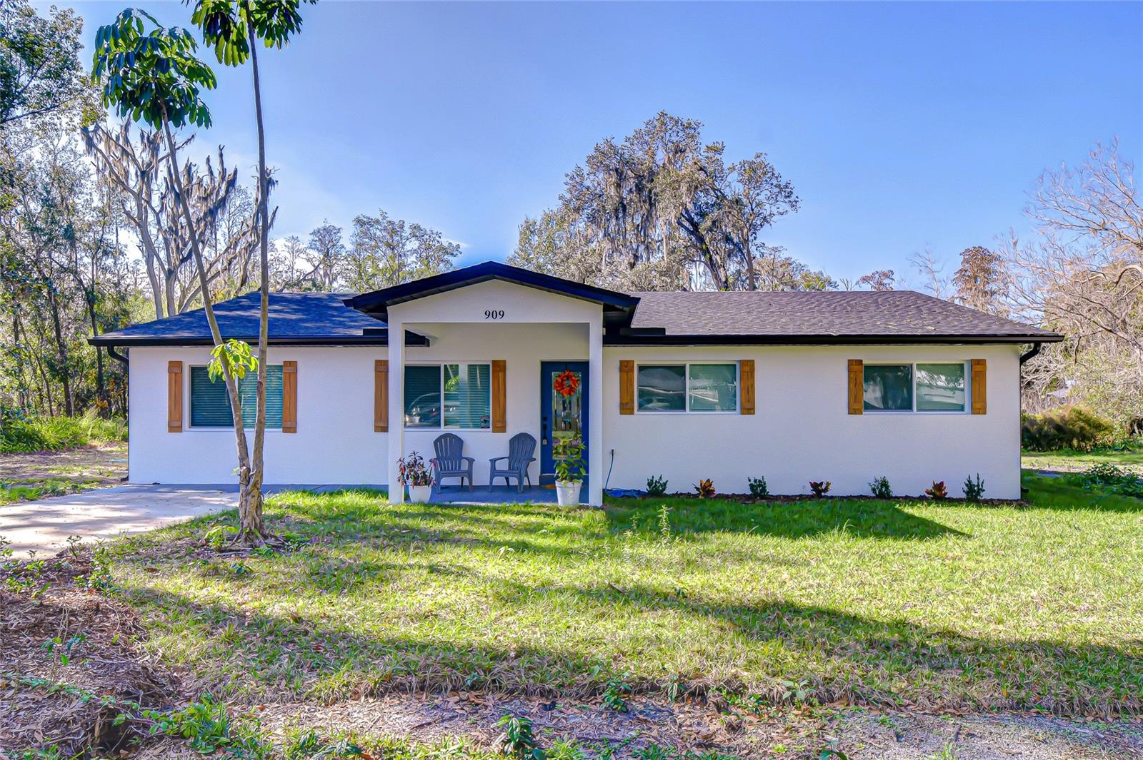 Details for 909 Lake Charles Circle, LUTZ, FL 33548