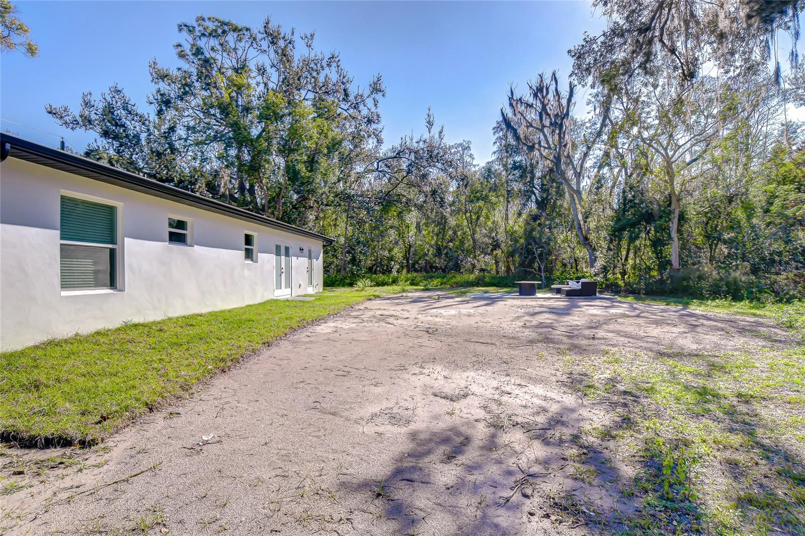 Image 33 of 33 For 909 Lake Charles Circle