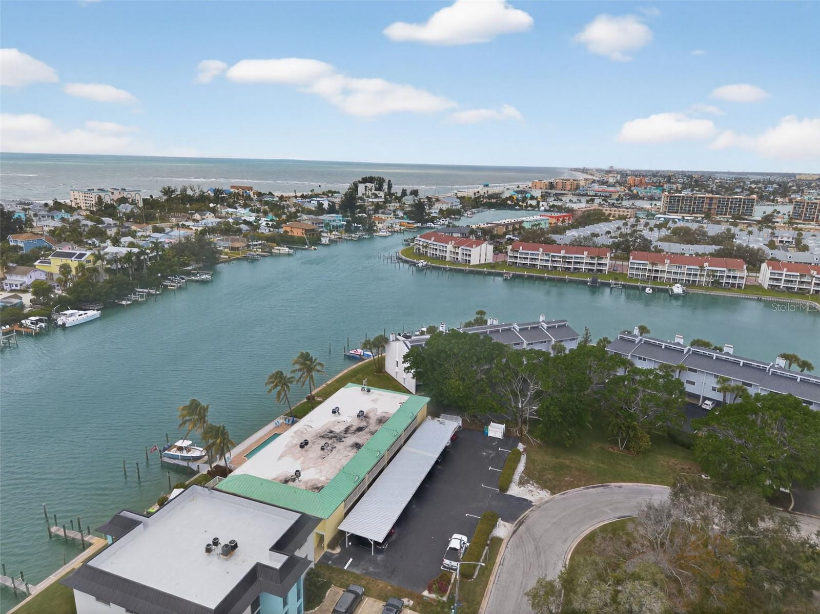 Image 27 of 28 For 12100 Capri Circle S 203