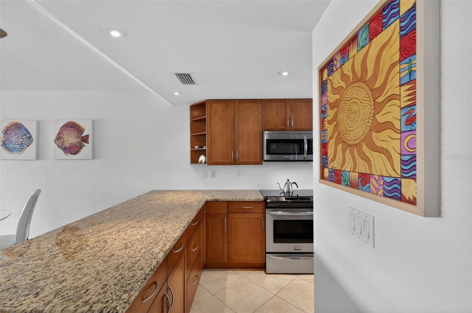 Image 7 of 28 For 12100 Capri Circle S 203