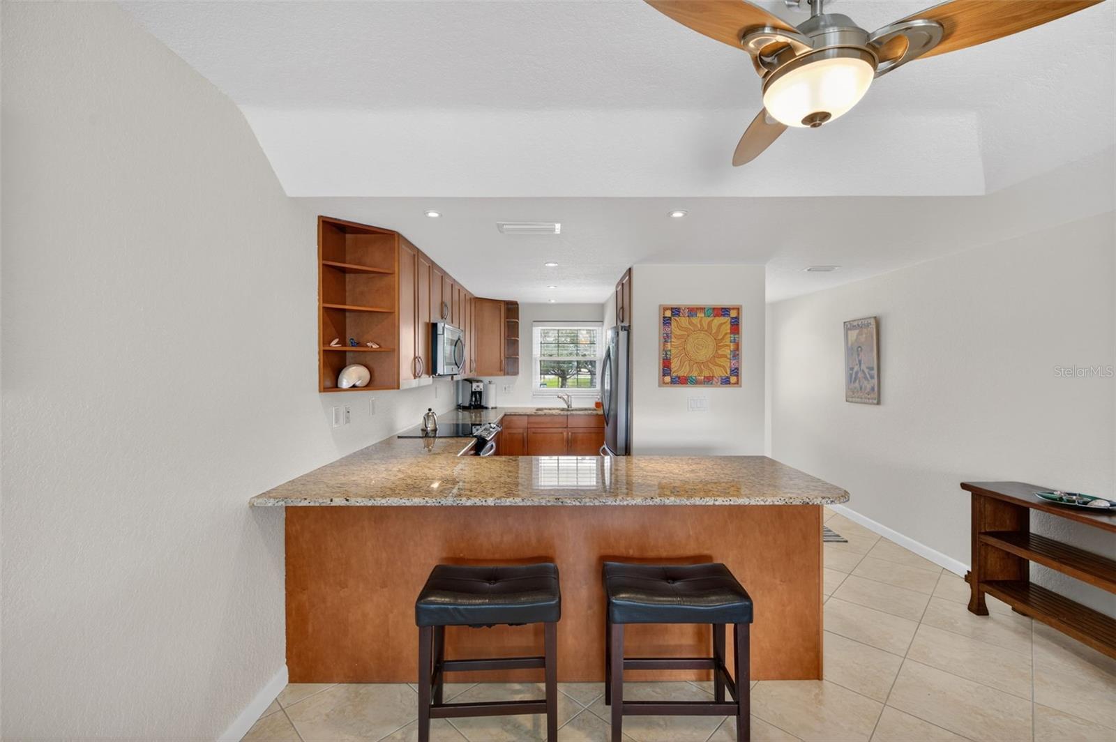 Image 8 of 28 For 12100 Capri Circle S 203