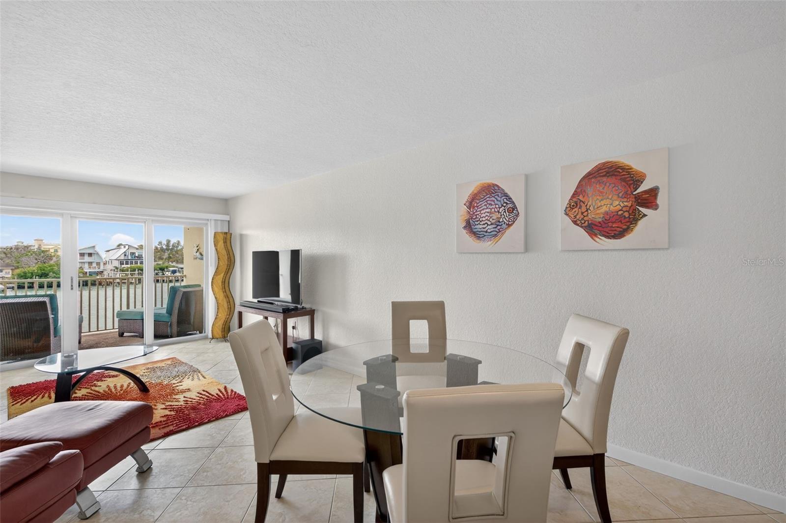 Image 9 of 28 For 12100 Capri Circle S 203