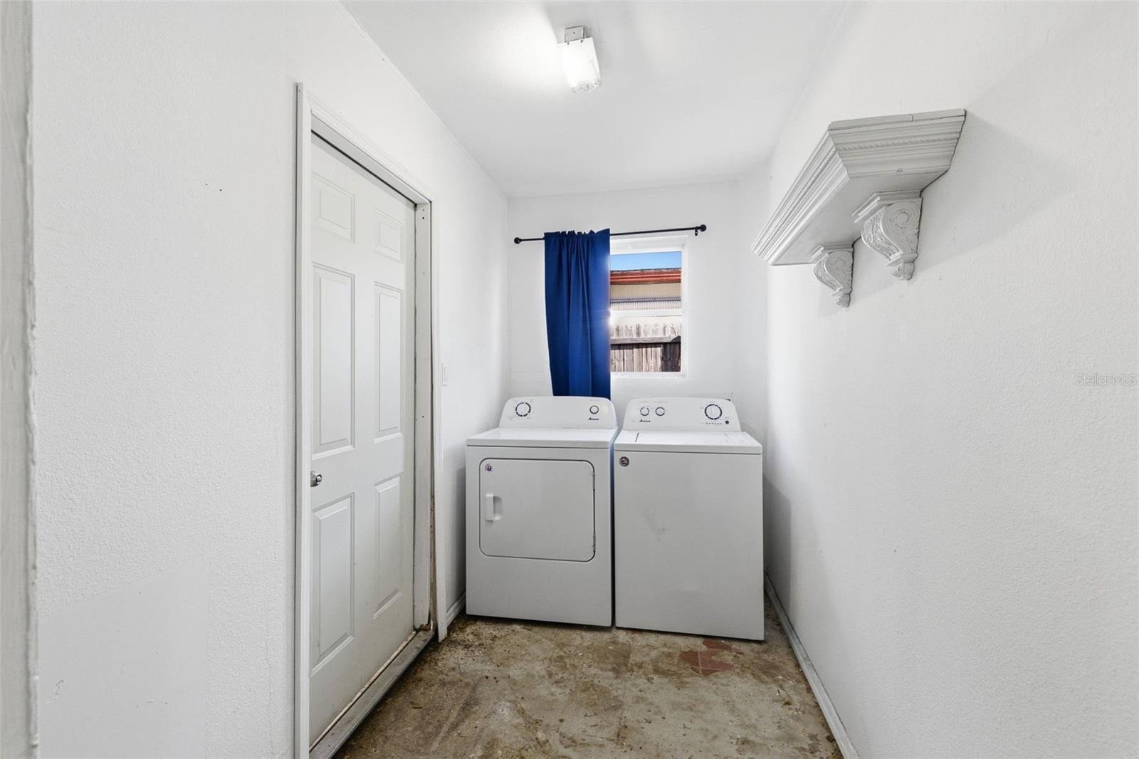 Image 13 of 25 For 3113 Dewey Street