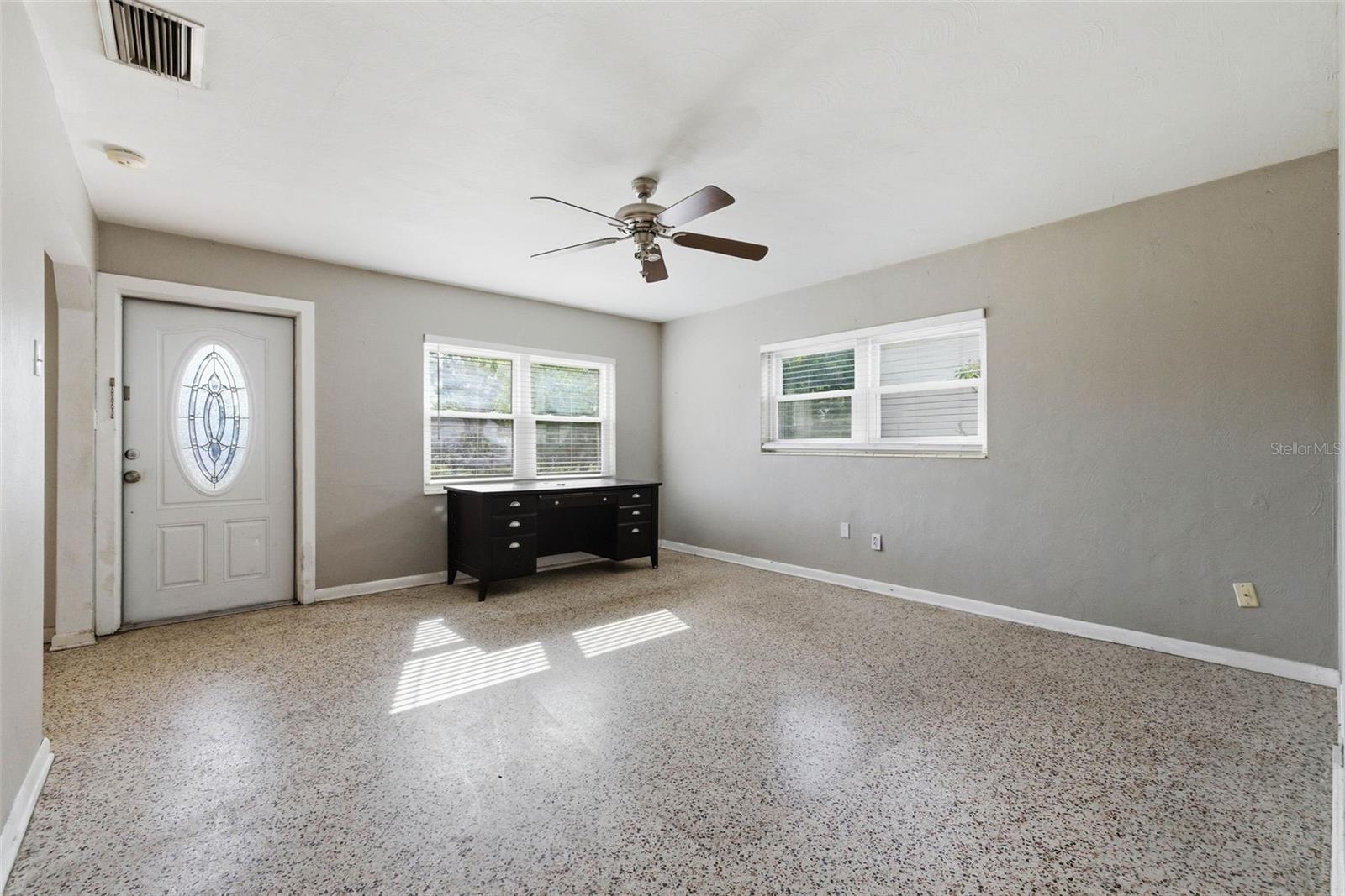 Image 6 of 25 For 3113 Dewey Street