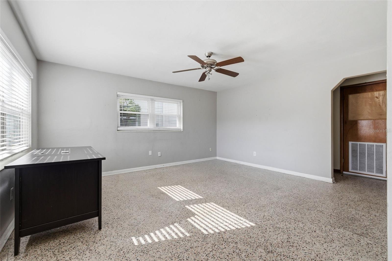 Image 7 of 25 For 3113 Dewey Street