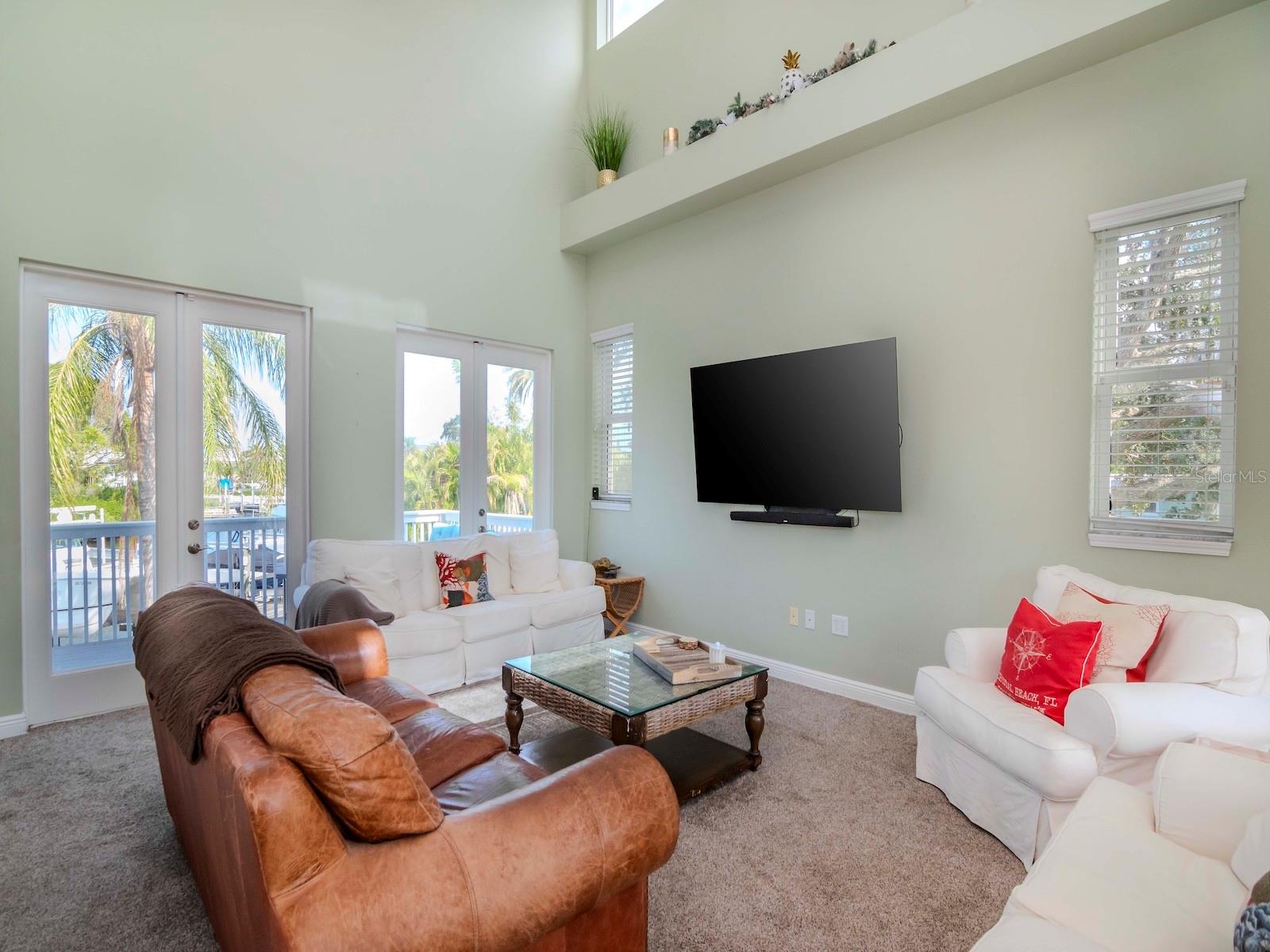 Image 14 of 92 For 320 Georgia Avenue