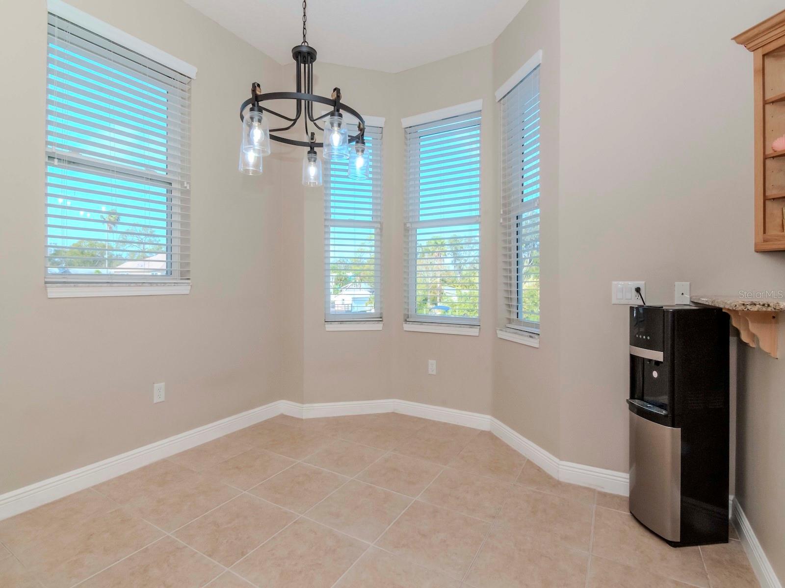 Image 24 of 92 For 320 Georgia Avenue