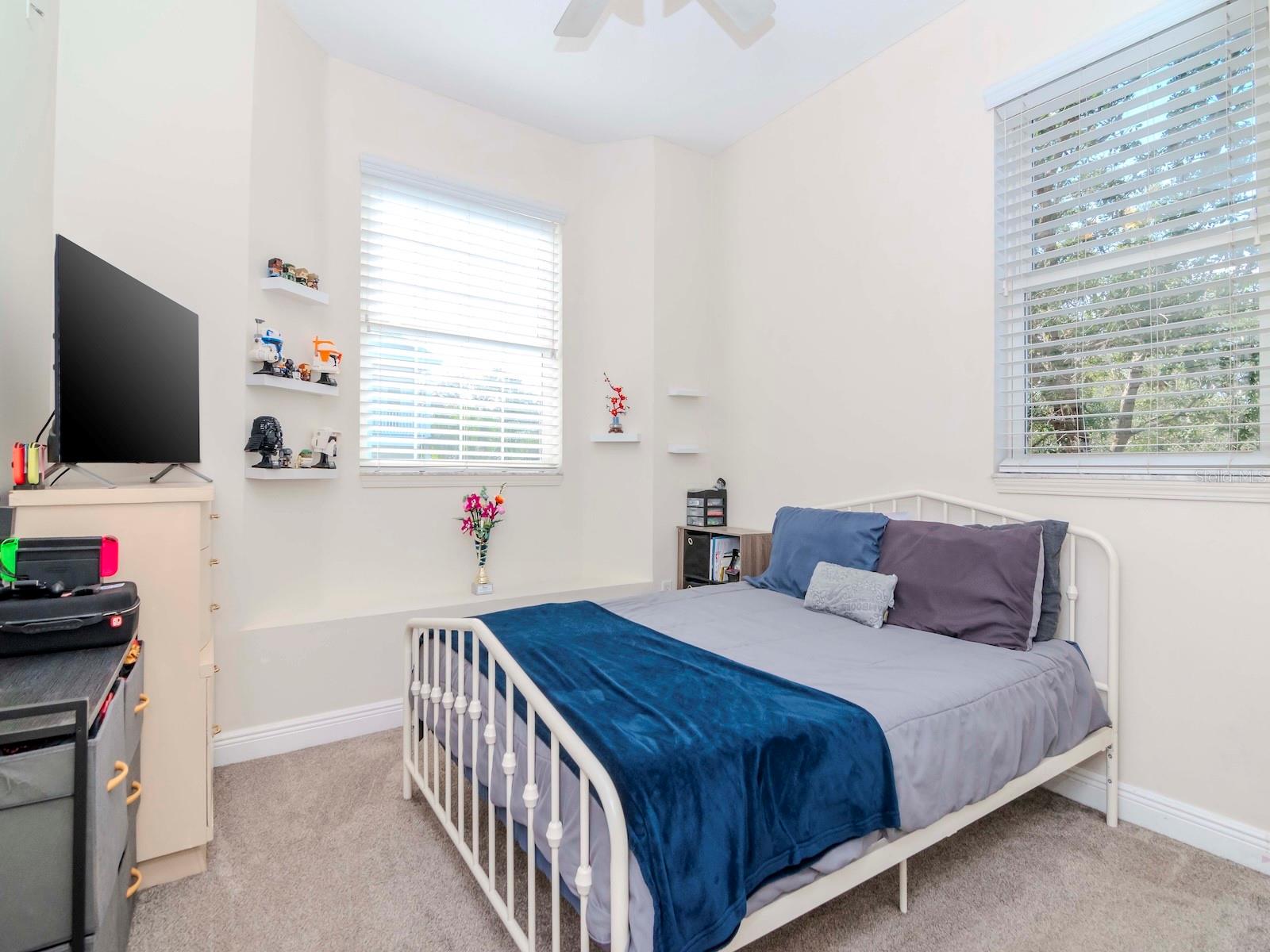 Image 56 of 92 For 320 Georgia Avenue