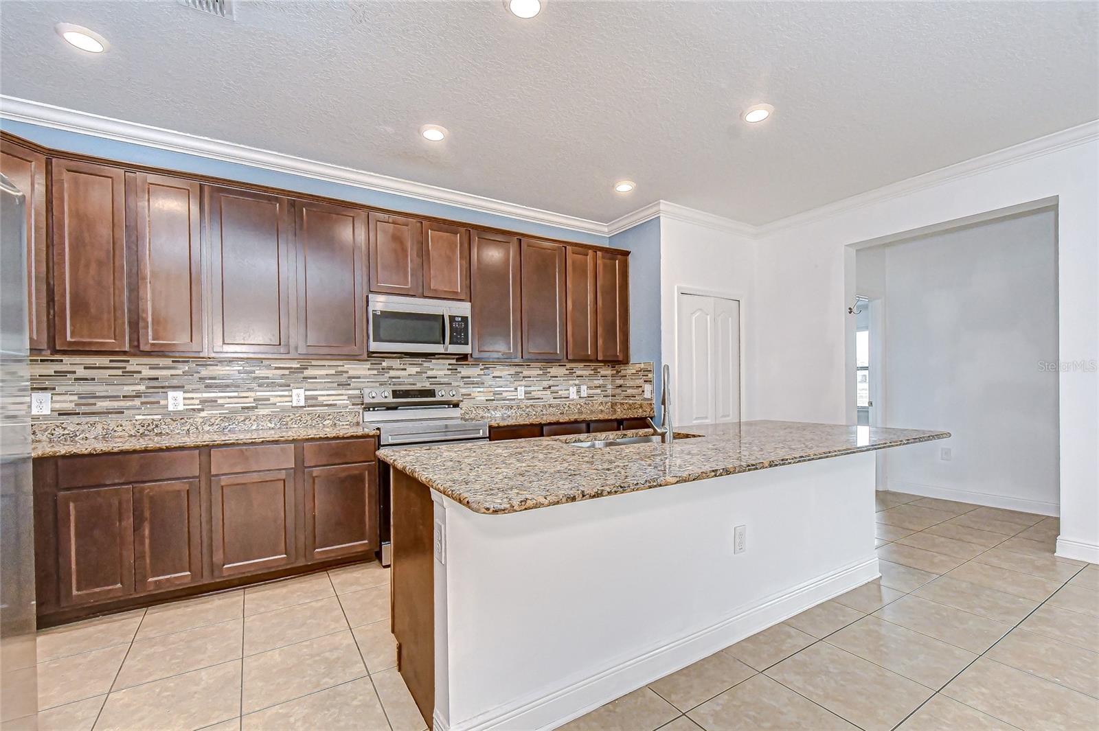 Image 32 of 61 For 14326 Fissore Blvd