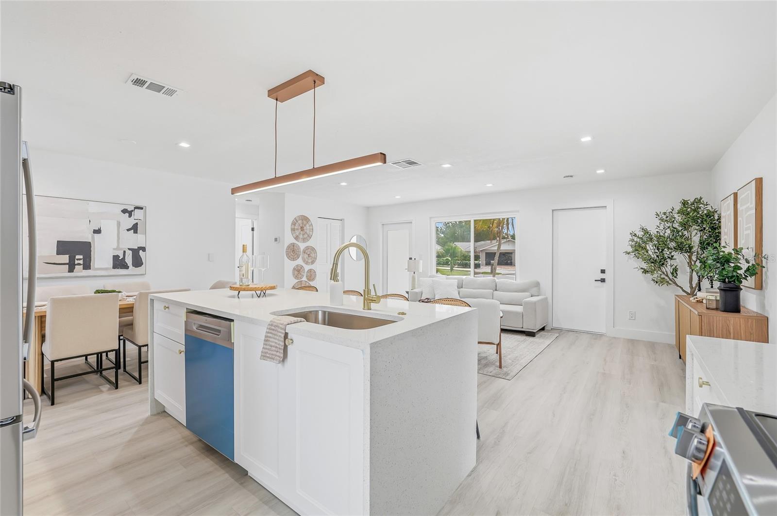 Image 12 of 45 For 6050 Garmouth Way N