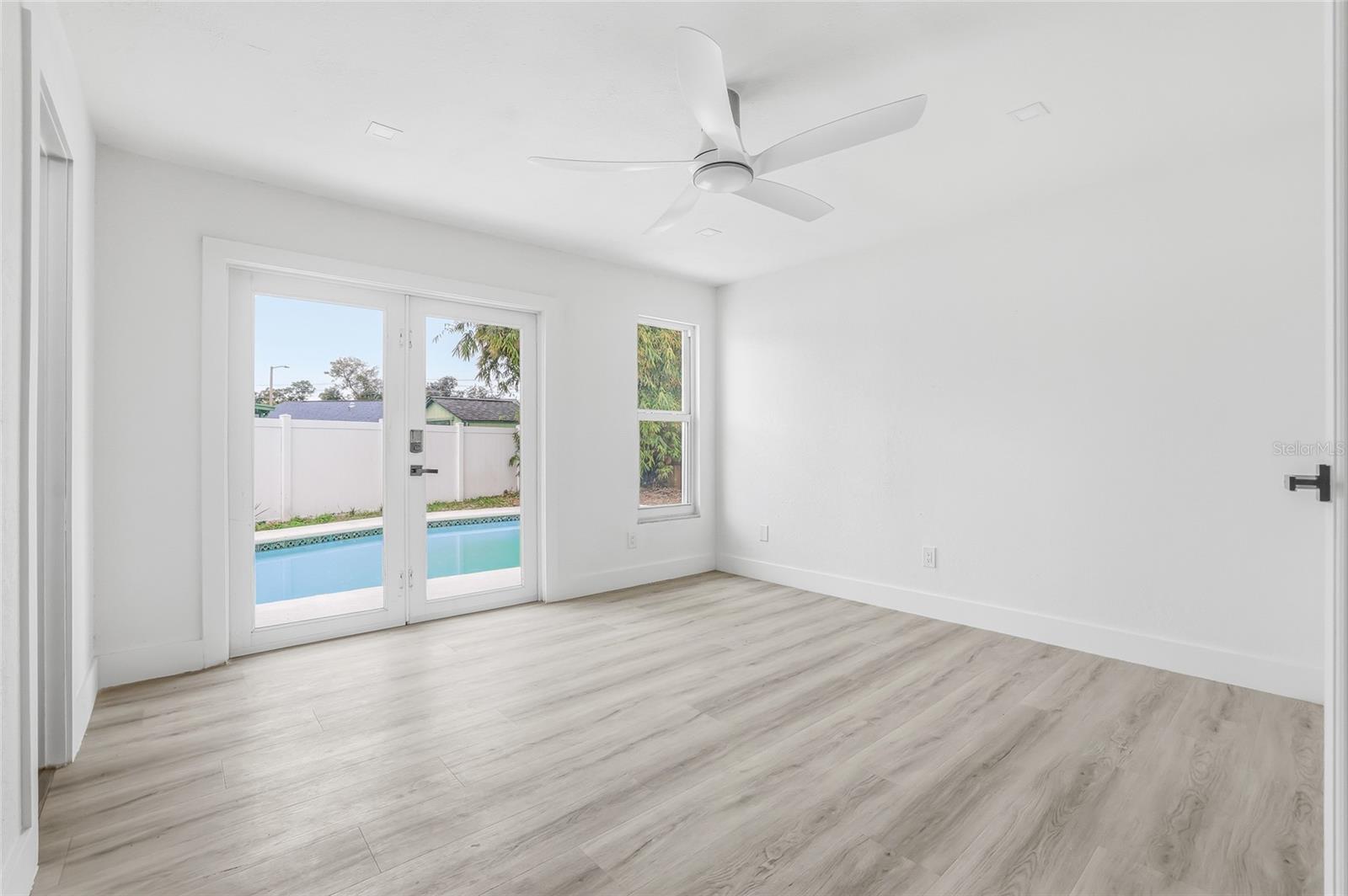 Image 17 of 45 For 6050 Garmouth Way N