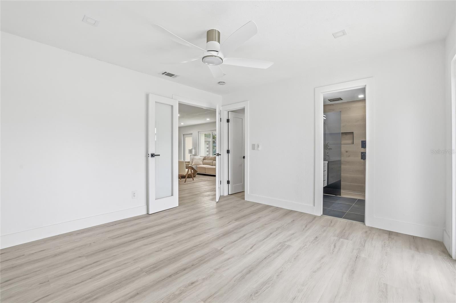 Image 18 of 45 For 6050 Garmouth Way N