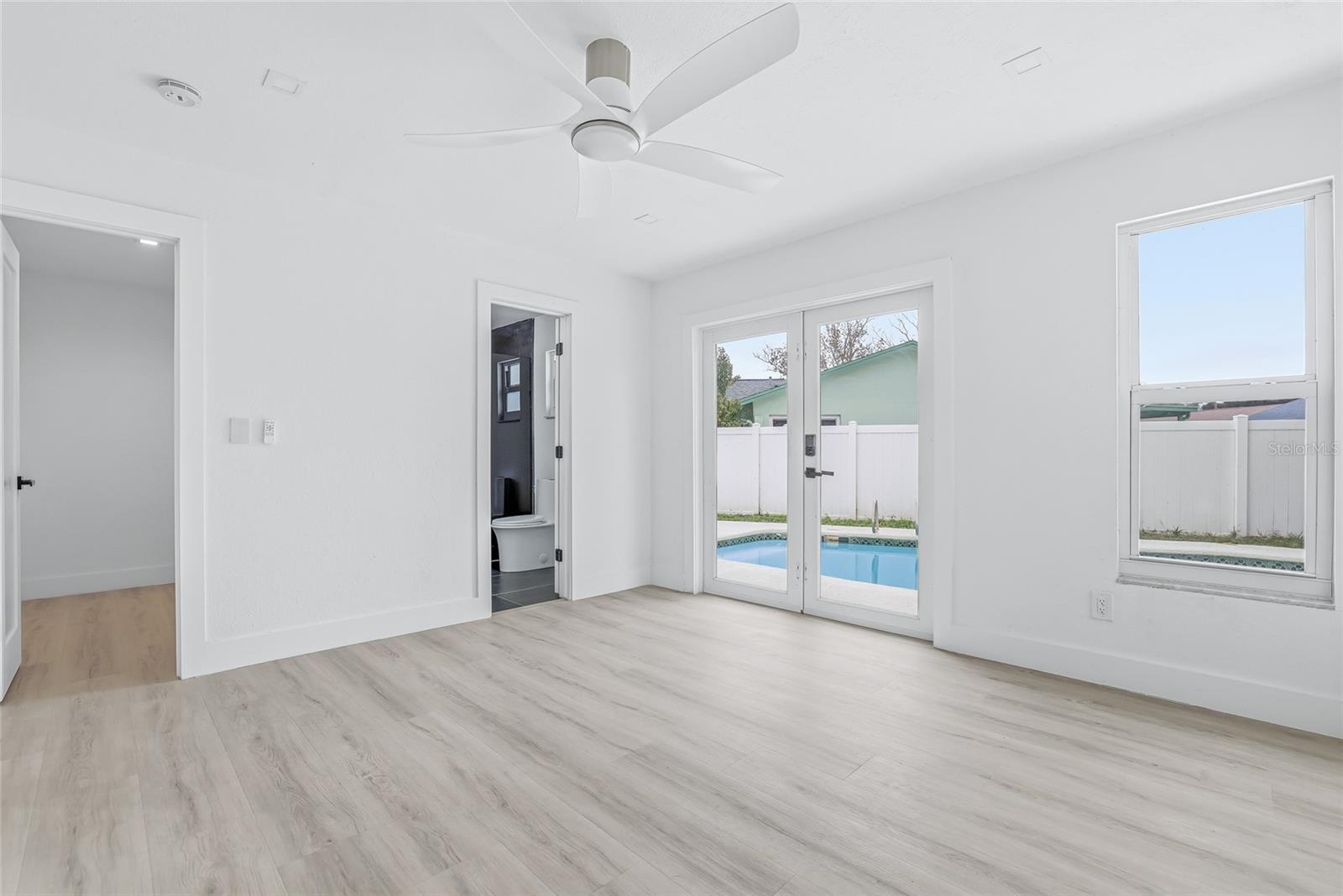 Image 19 of 45 For 6050 Garmouth Way N