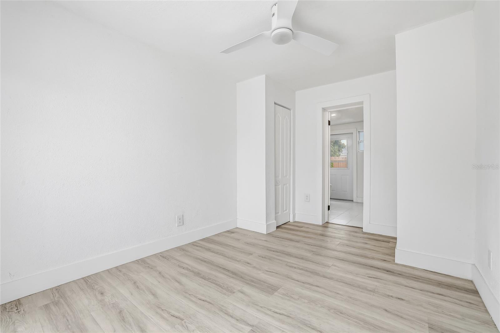 Image 24 of 45 For 6050 Garmouth Way N