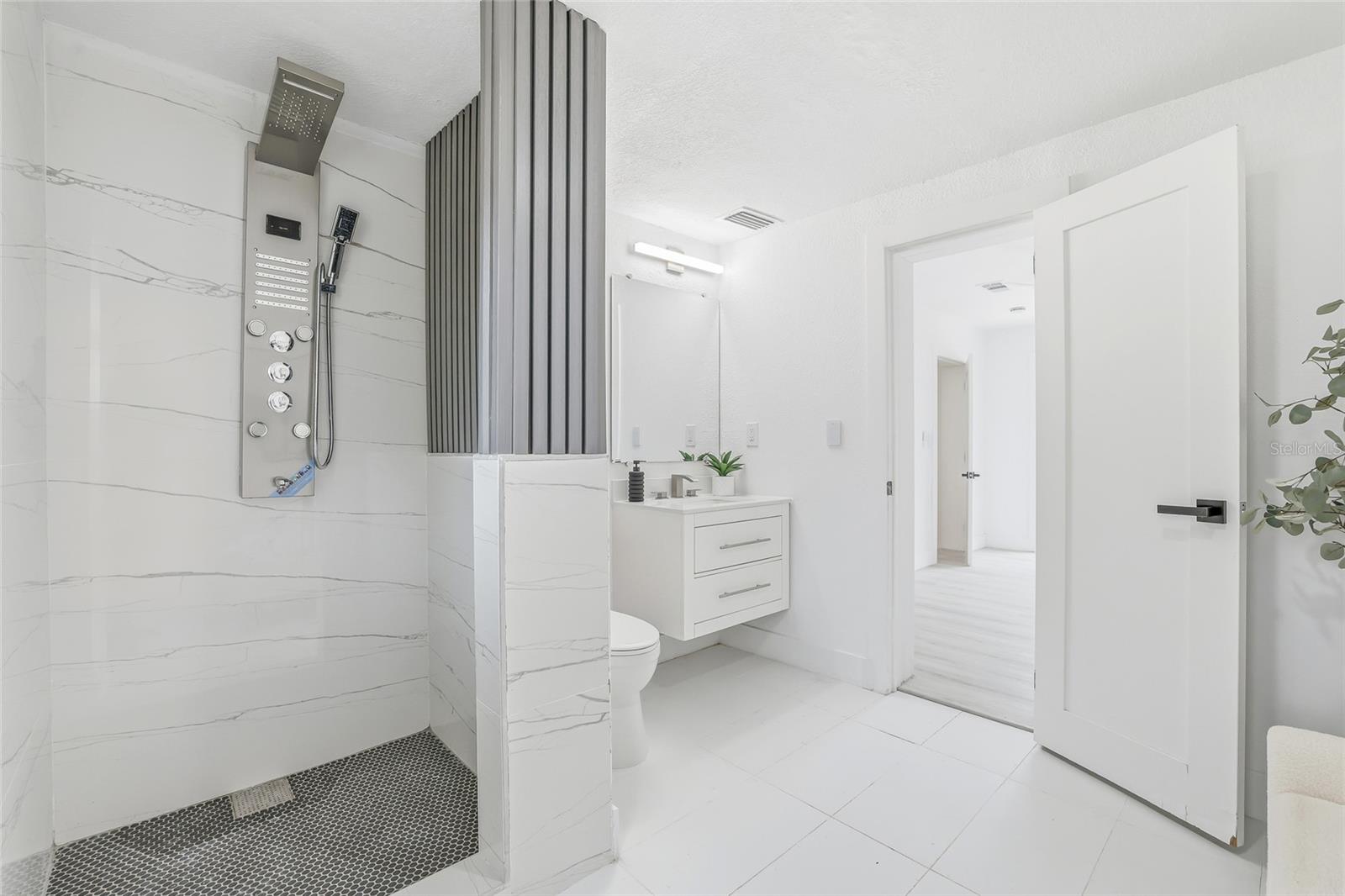 Image 28 of 45 For 6050 Garmouth Way N