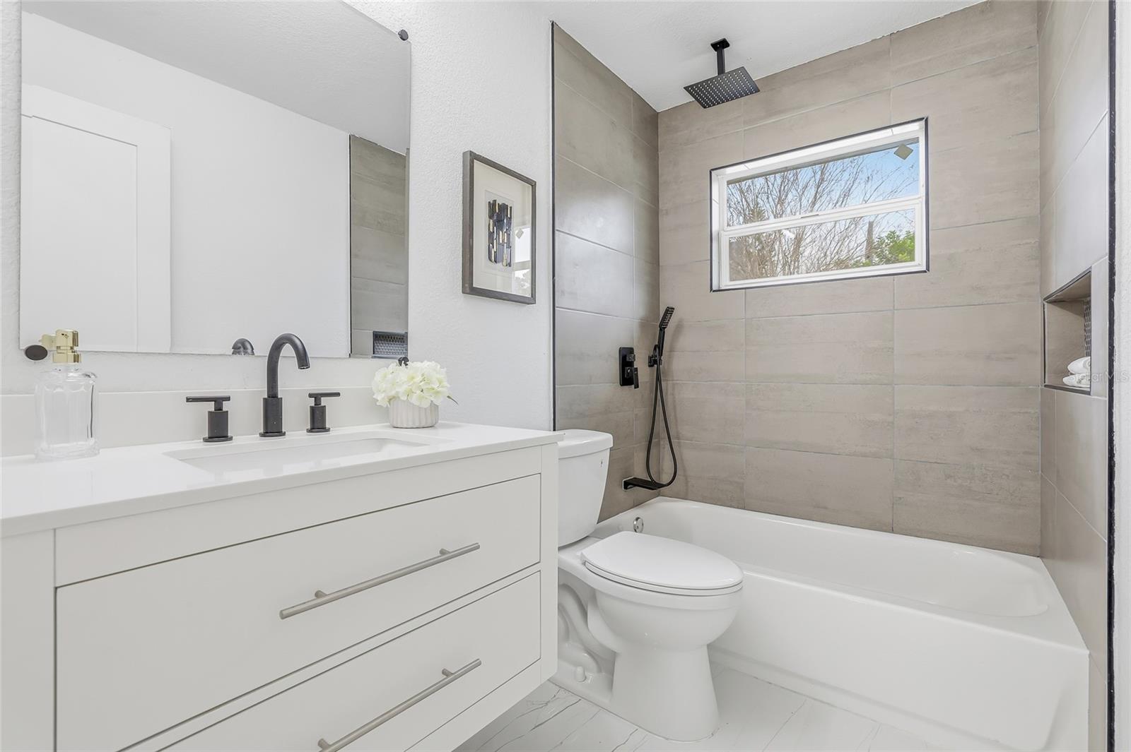 Image 31 of 45 For 6050 Garmouth Way N