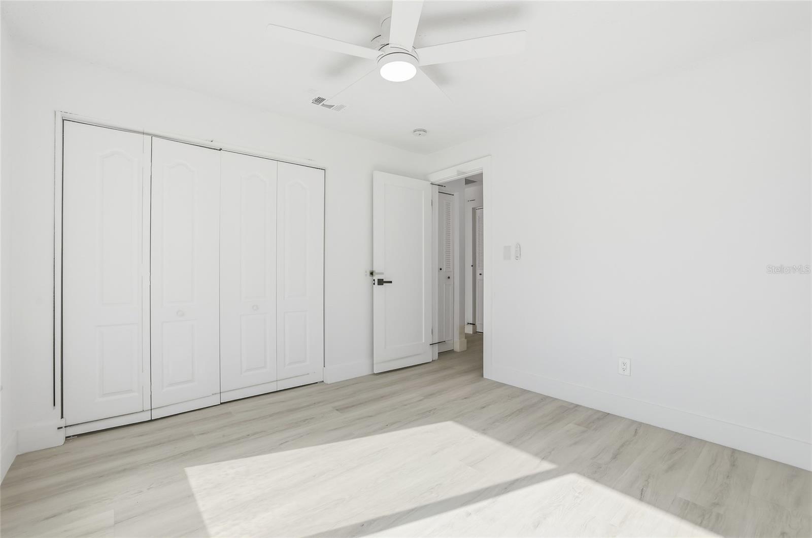 Image 34 of 45 For 6050 Garmouth Way N