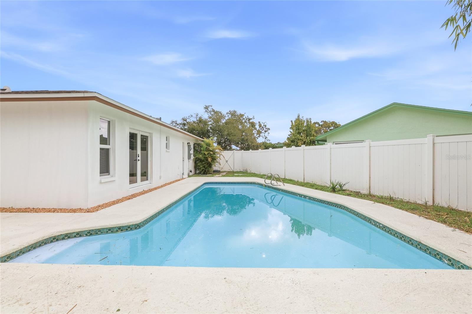 Image 37 of 45 For 6050 Garmouth Way N