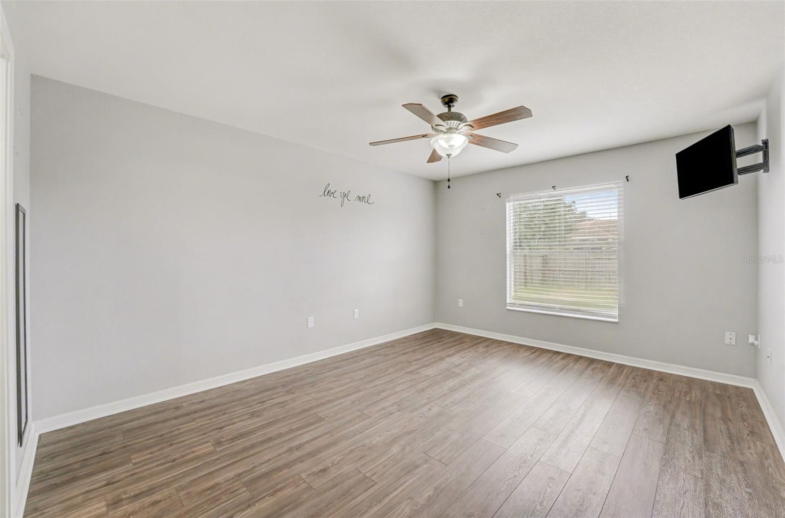 Image 5 of 12 For 865 Terranova Road