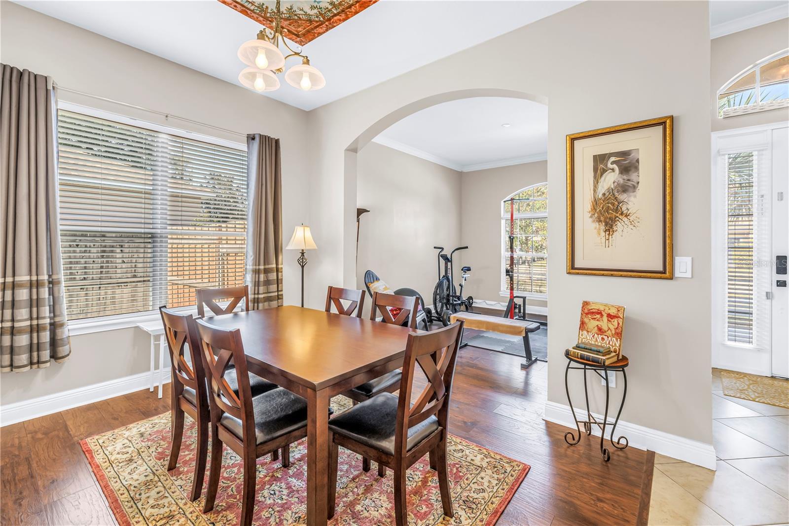 Image 15 of 47 For 607 Center Avenue