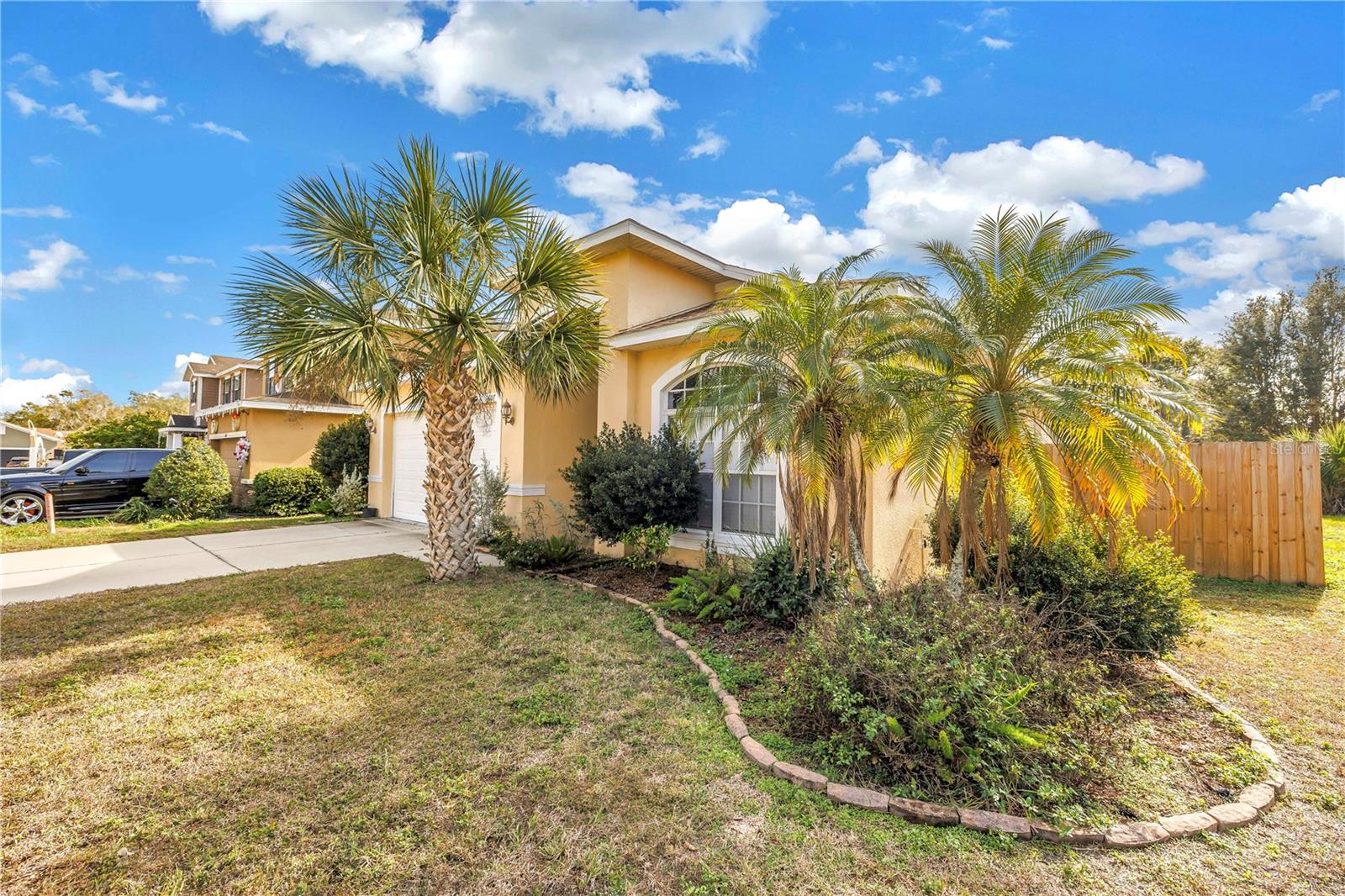 Image 5 of 47 For 607 Center Avenue