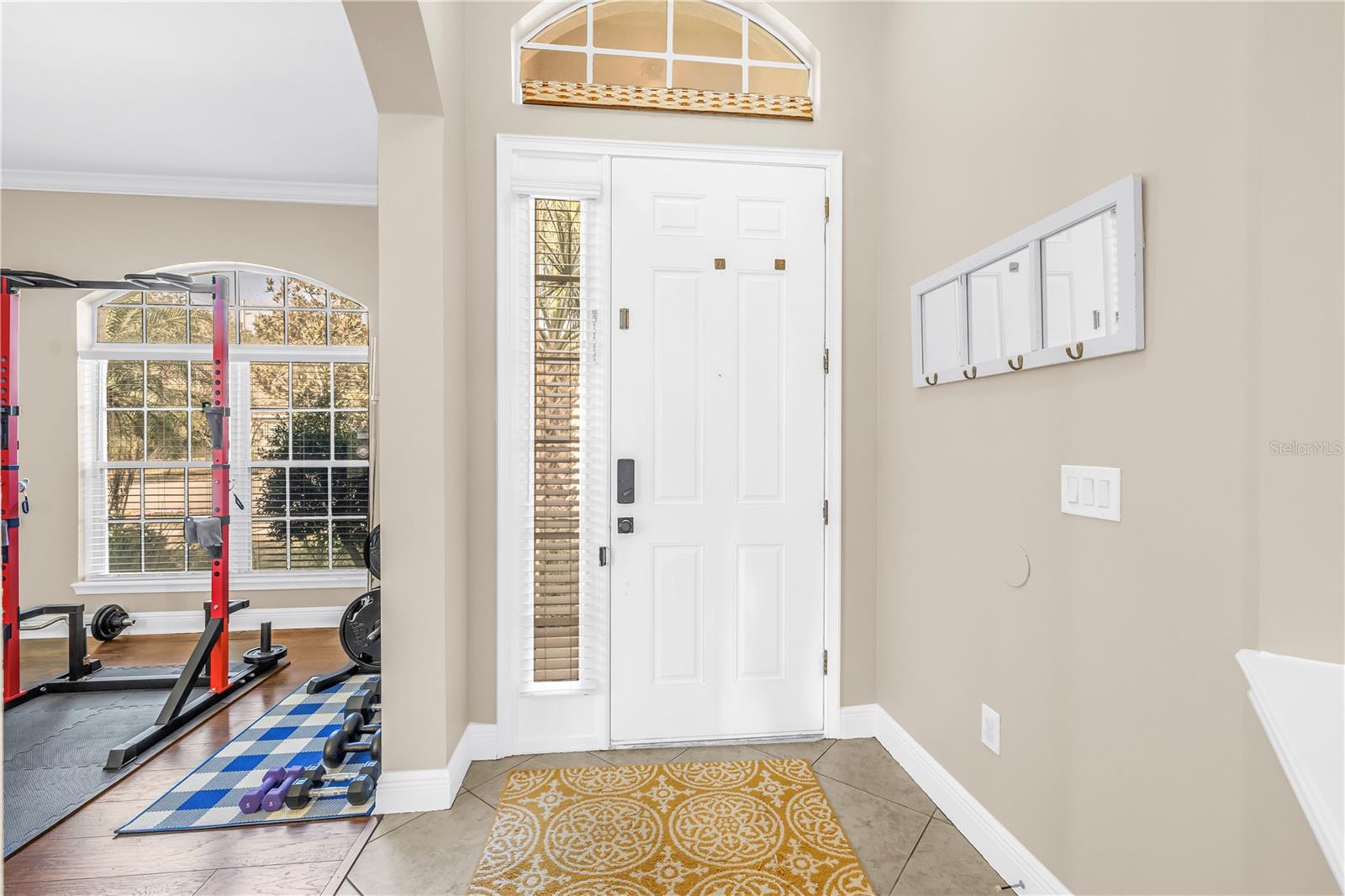 Image 8 of 47 For 607 Center Avenue