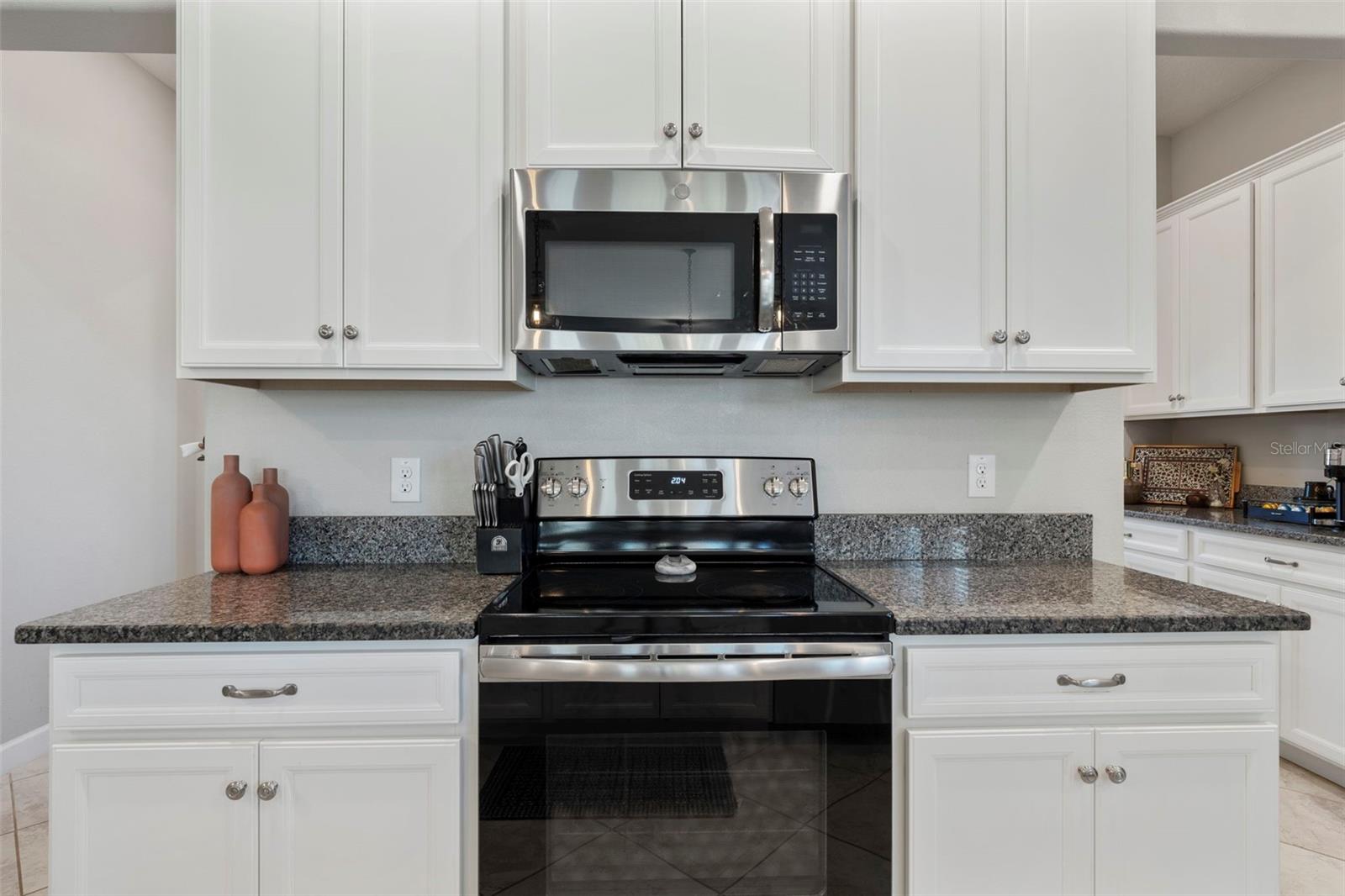 Image 15 of 82 For 3138 Hilliard Drive