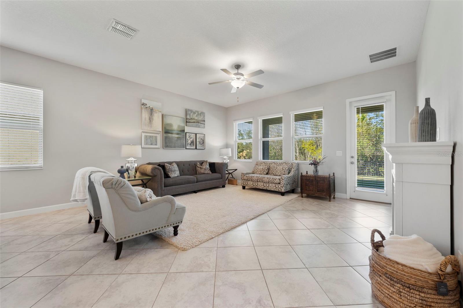 Image 20 of 82 For 3138 Hilliard Drive