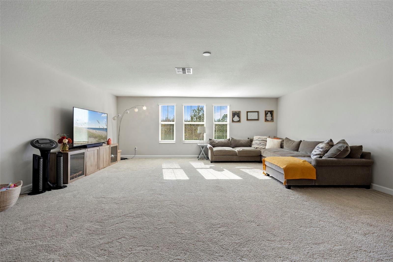 Image 36 of 82 For 3138 Hilliard Drive