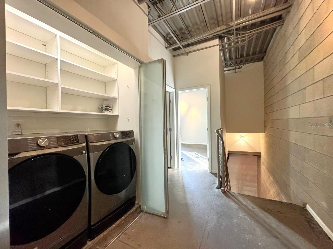 Image 16 of 26 For 2511 Azeele Street