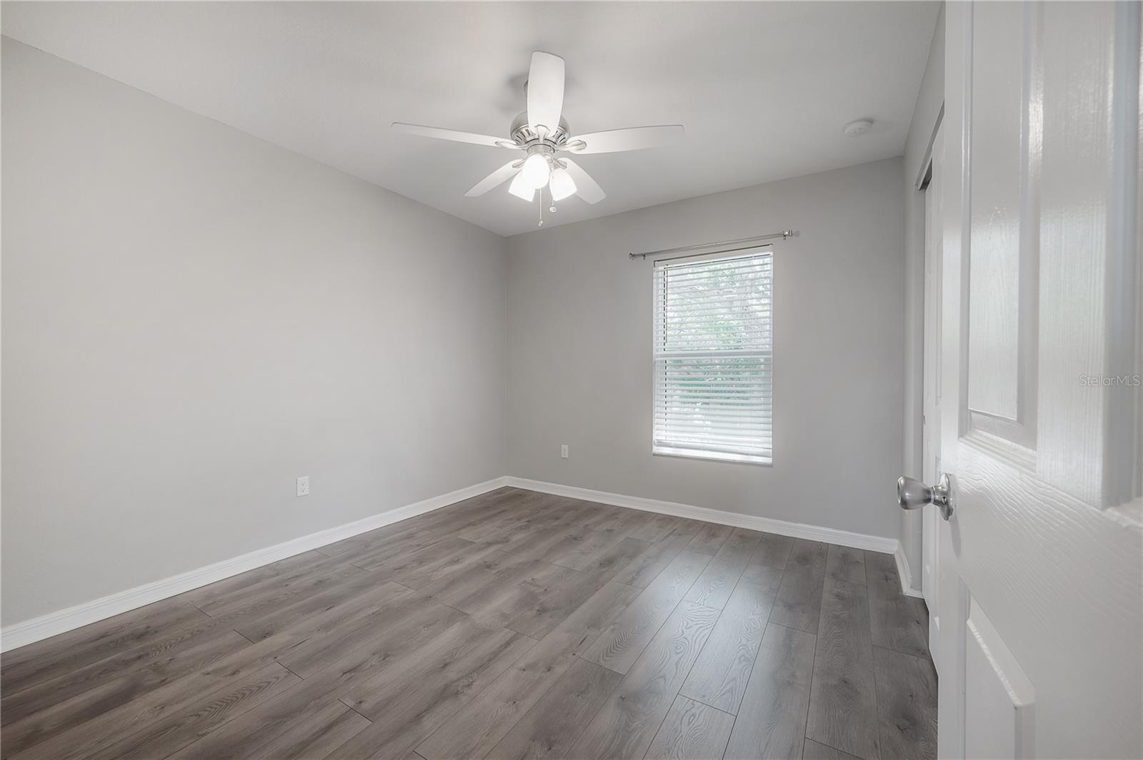 Image 25 of 42 For 595 Shady Grove Drive