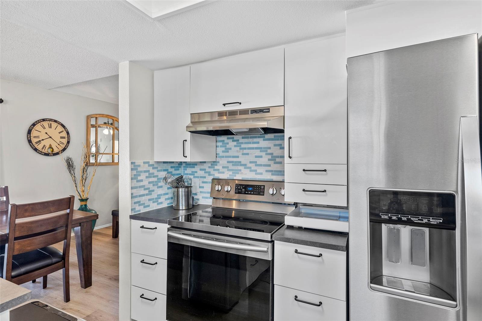 Image 17 of 43 For 7571 121st Avenue