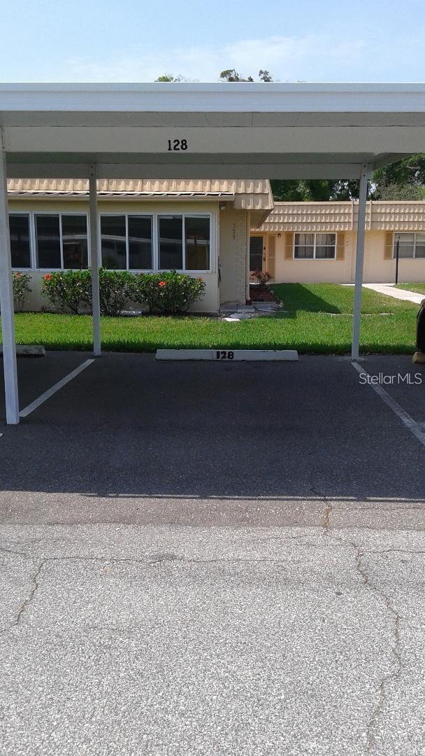 Image 17 of 35 For 201 Bedford Trail F128