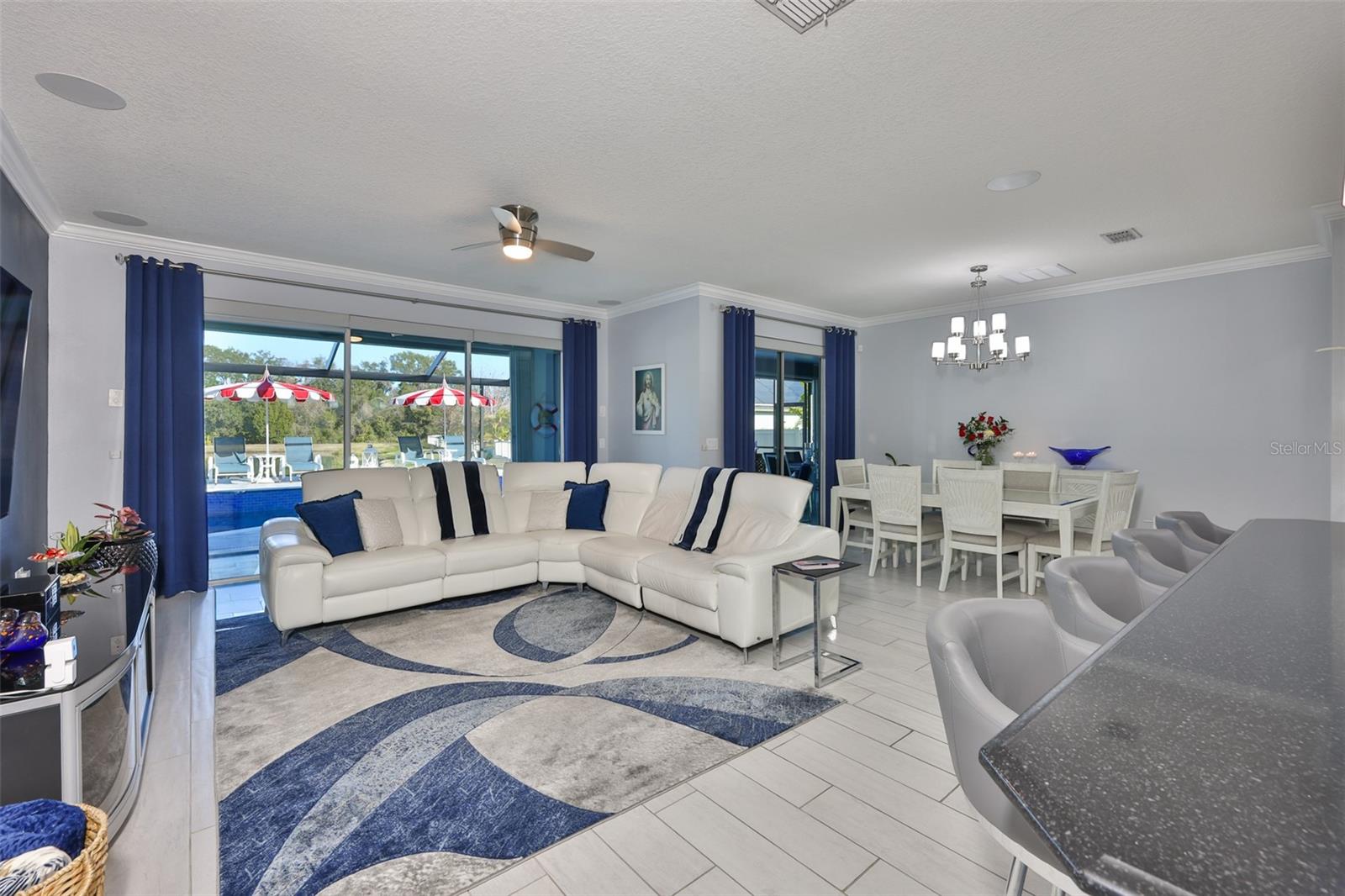 Image 18 of 74 For 10506 Cardera Drive