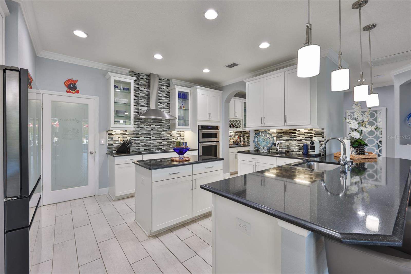 Image 28 of 74 For 10506 Cardera Drive