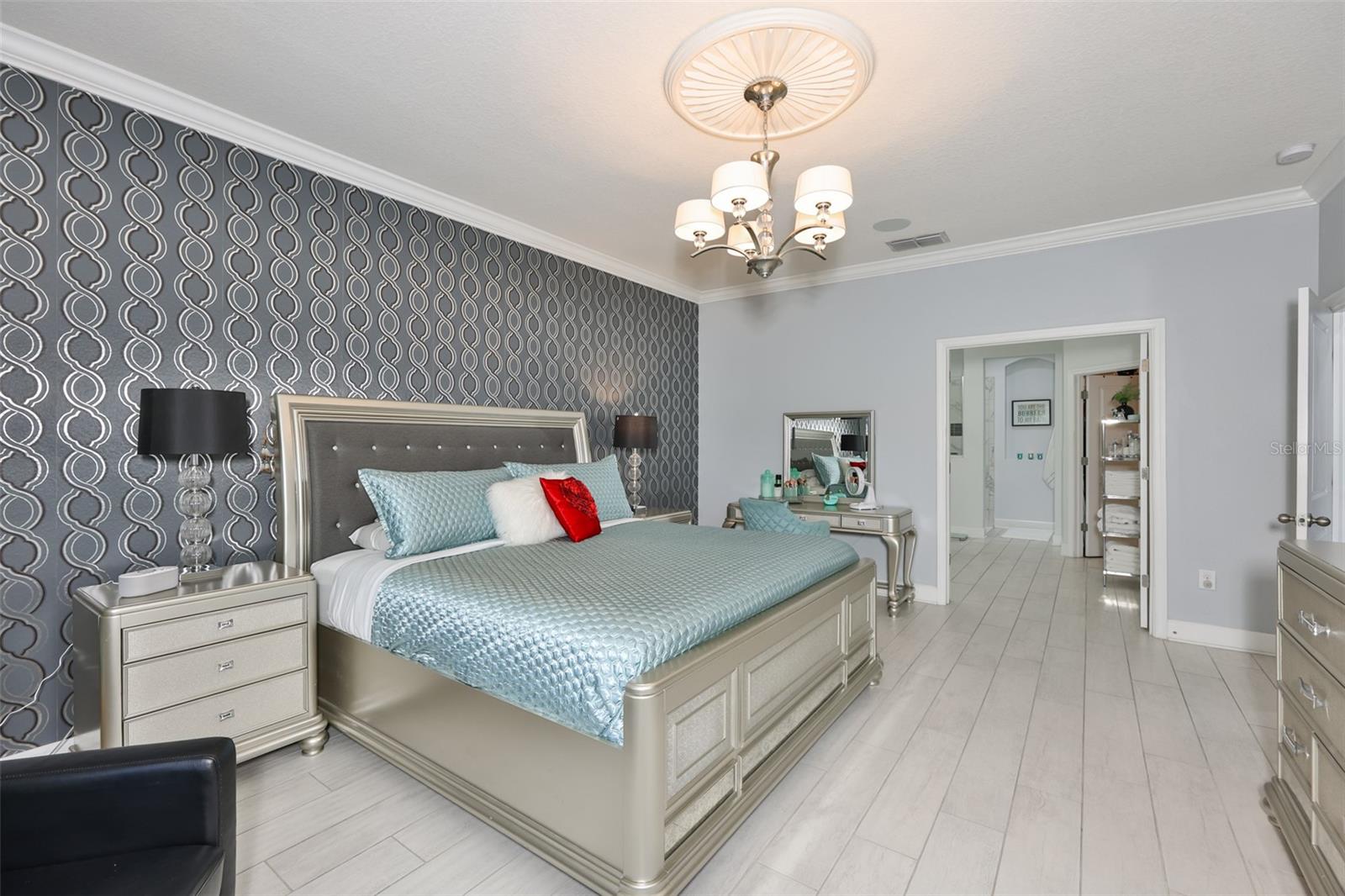 Image 34 of 74 For 10506 Cardera Drive